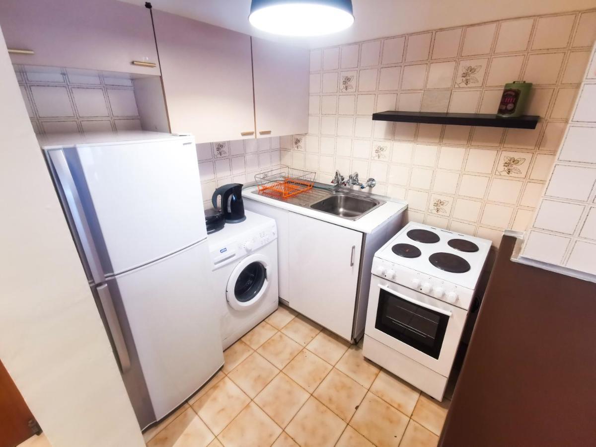Flirty Flamingo Seaview Seafront Apartment لارنكا المظهر الخارجي الصورة